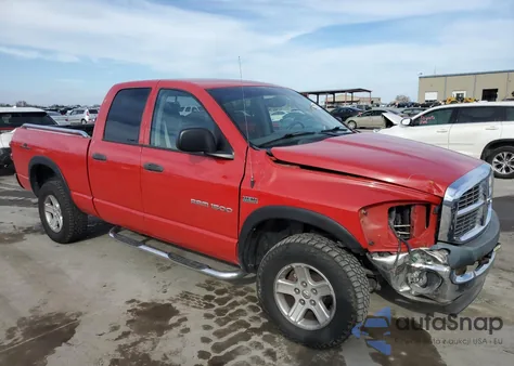 2007 Dodge Ram 1500 Slt/Trx4 Off Road/Sport from USA, damaged, VIN 1D7HU18207S236879